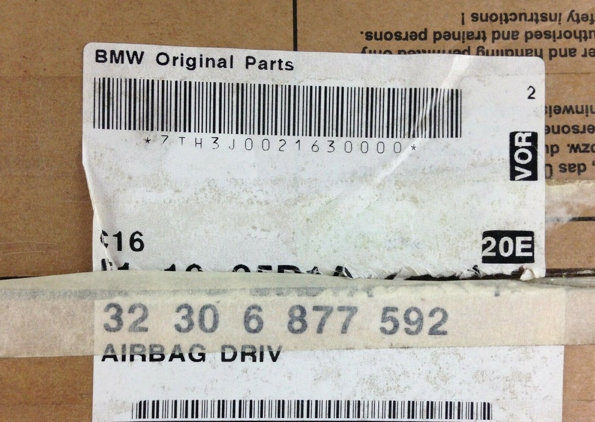 NEW Genuine BMW E83 X3, E53 X5 drivers steering wheel centre  