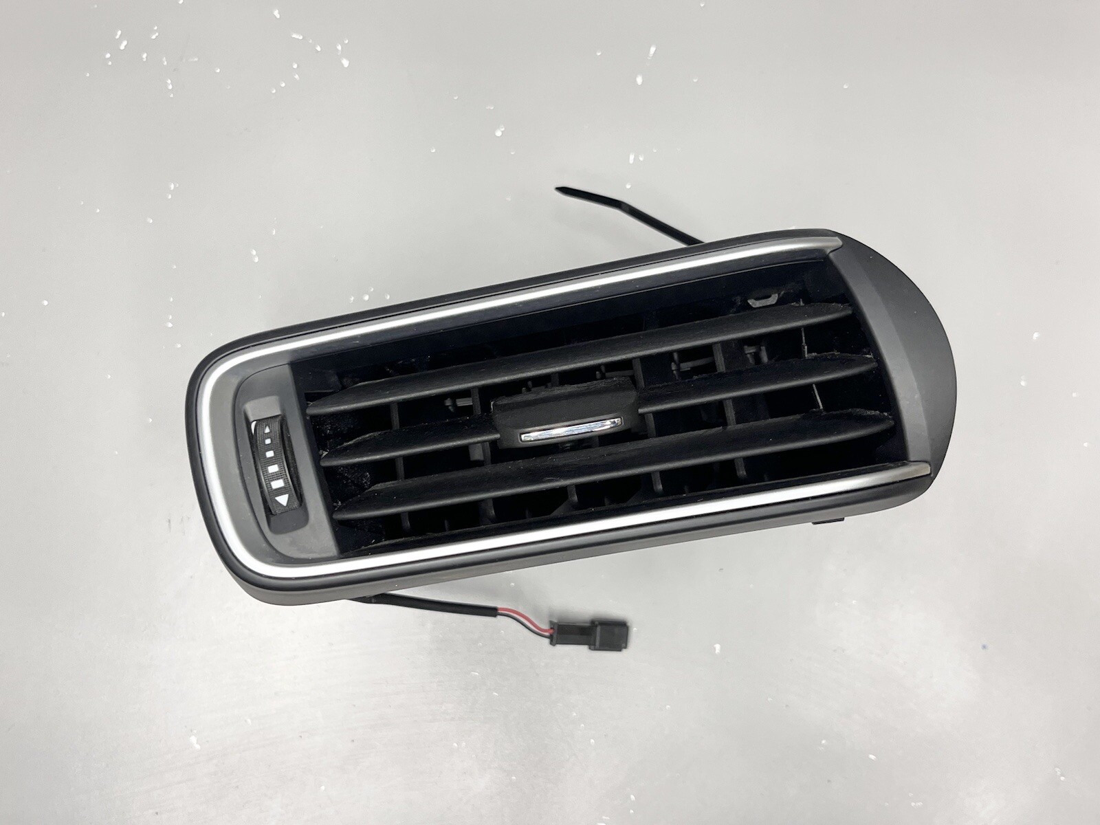 ⭐️2017-2020 MASERATI LEVANTE DASH DASHBOARD LEFT DRIVER AC AIR VENT GRILLE OEM