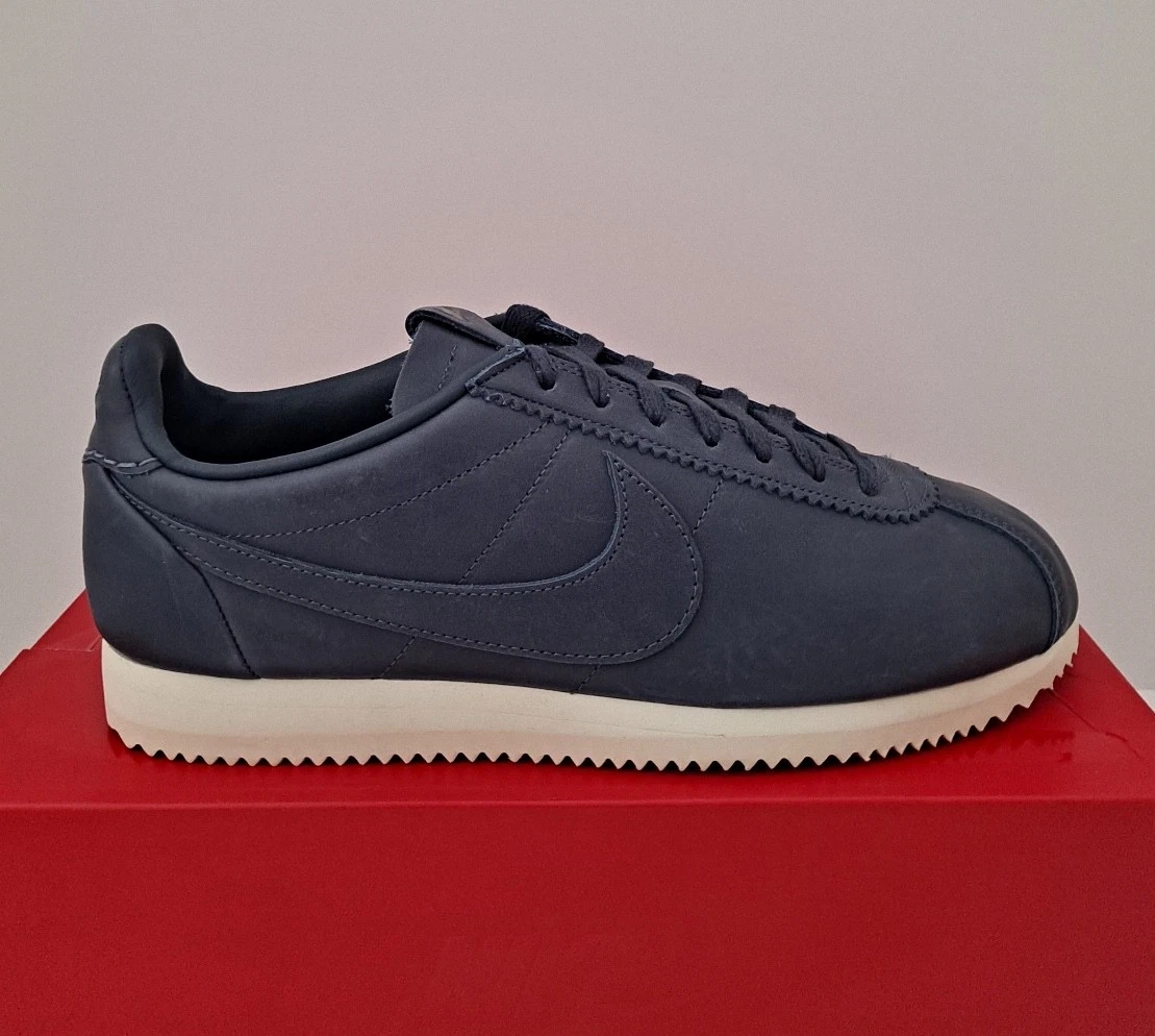 Nike Classic Cortez Leather Premium Blue for Sale  display picture 1