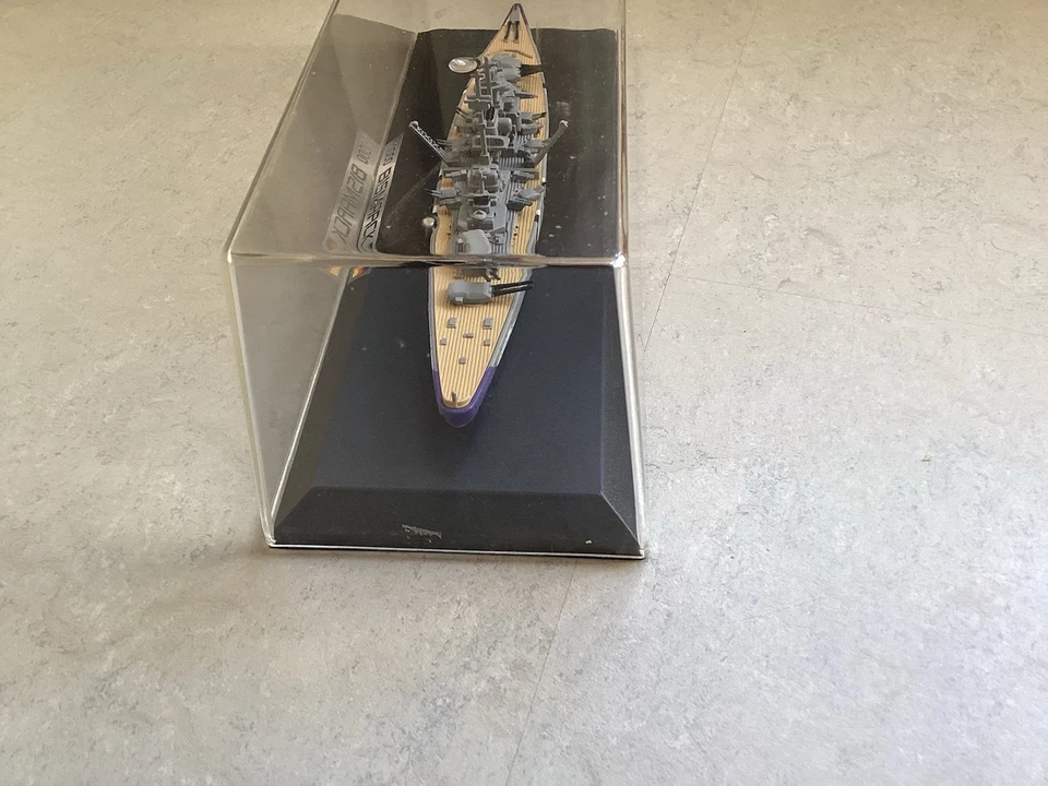 Schlachtschiff Bismarck von Schuco im Maßstab 1/1000 - Bild 3 von 4