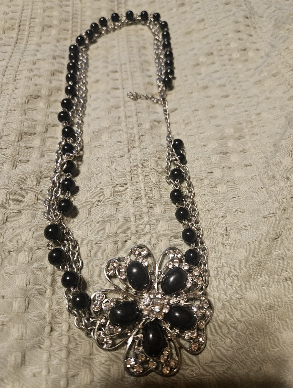 Silver Tone Black Beaded Cable Chain Necklace Flower Charm Rhinestone Cluster