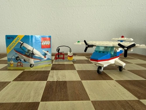 Complete LEGO Town: Solo Trainer (6673) with insturctions