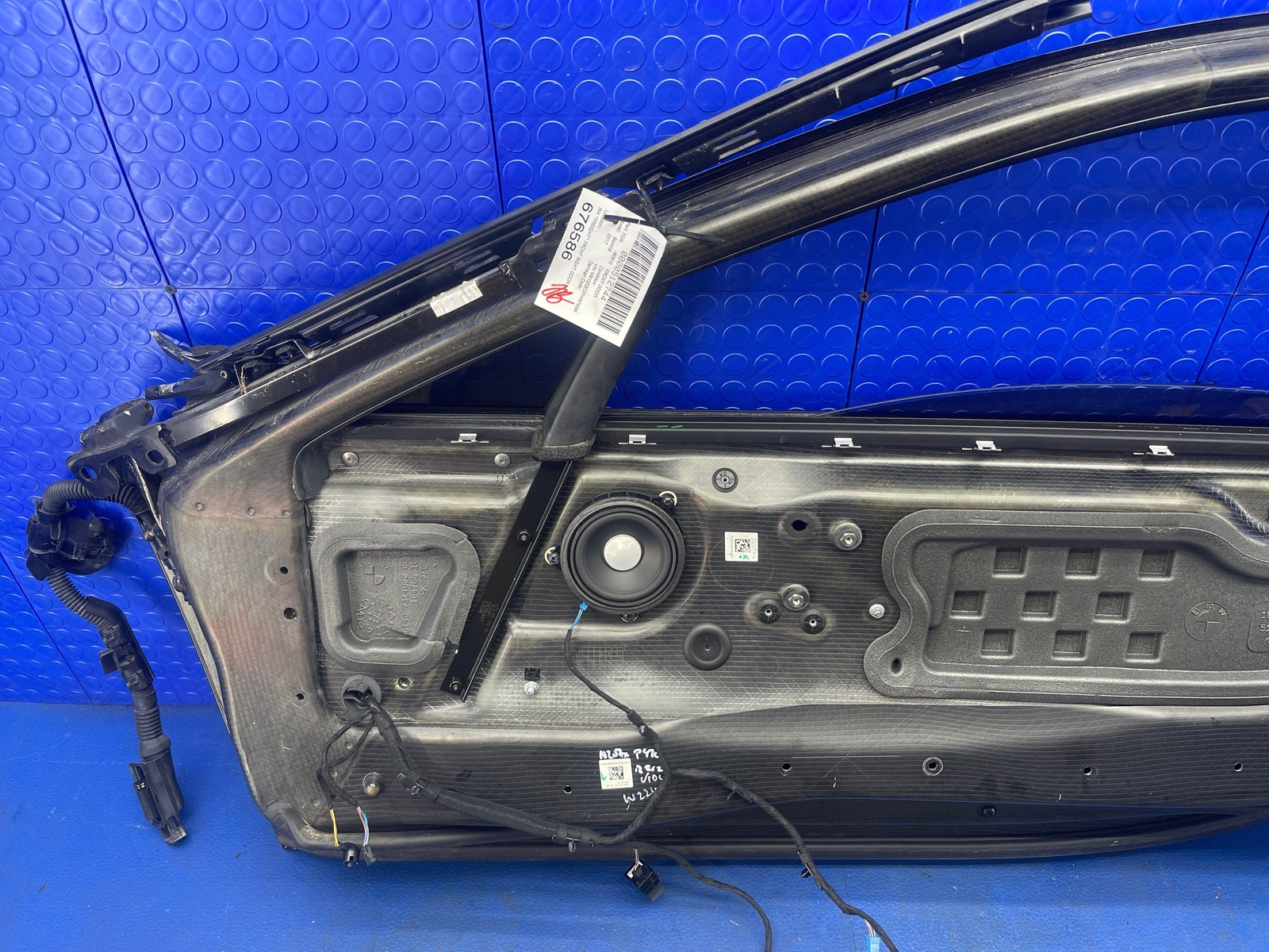 2014-2019 BMW I8 OEM FRONT RIGHT DOOR PROTONIC FROZEN BLACK (P5L) *DENT*