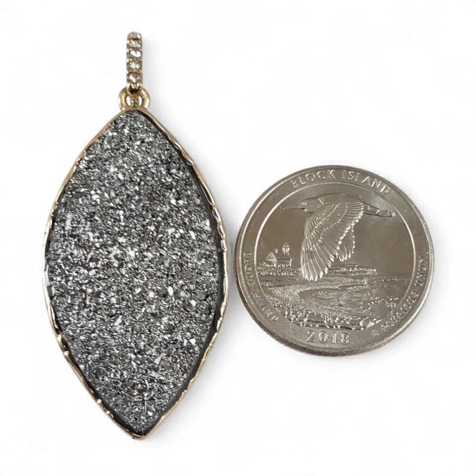 Sugarfix by Baublebar Druzy Dangling Earrings With Rhinestones - Imagem 2 de 4