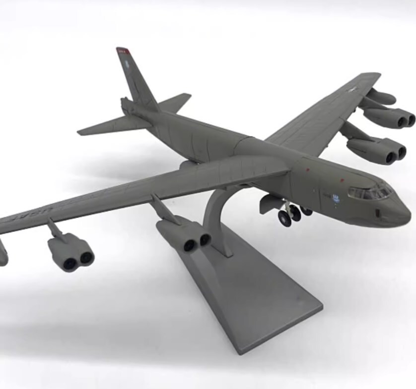 1/200 U.S. Boeing B-52 bomber Simulated alloy model | eBay