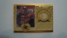 2001 Donruss  Bat King Tony Gwynn  Game Used Bat 084/250