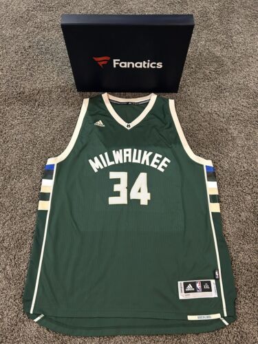 NBA Milwaukee Bucks Giannis Antetokounmpo Signed Adidas Jersey Fanatics JSA COA - Picture 4 of 6