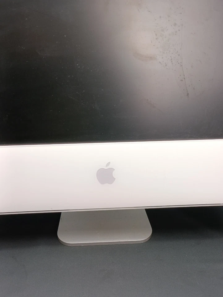 Apple iMac G5 17" A1058 2004 Vintage Read Description  - Image 2 of 4