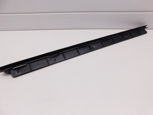 Original VW Passat 3BG Halteleiste Heckklappe Laderaum - 3B9864803 -