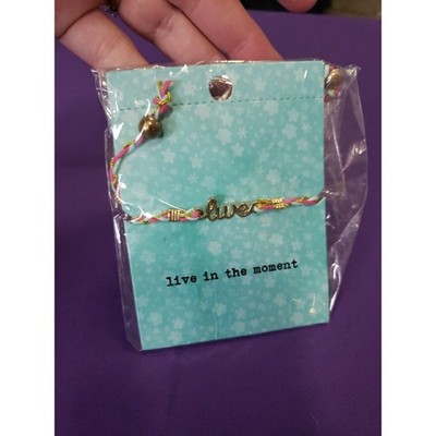 Live In The Moment ''live'' Multicolored Bracelet Pink Blue Gold Slide Adjustable