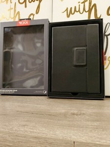 tumi ipad case 9.7