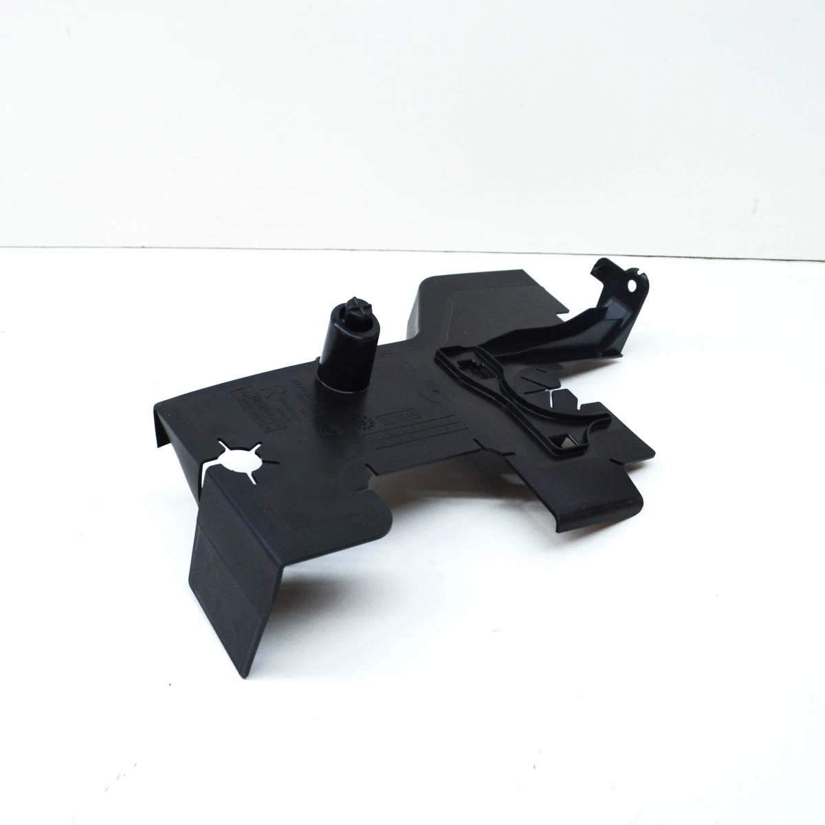 BMW X5 G05 Kühler rechts Luftkanal unten 51748090944 NEU ORIGINAL  