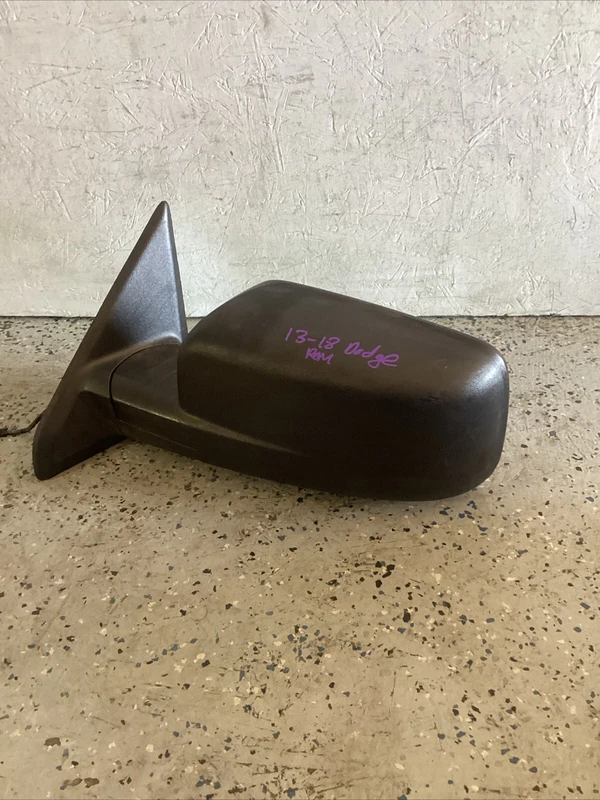 2013-2022 Dodge Ram 1500 2500 Driver Side LEFT SIDE Mirror 68147863ai used OEM