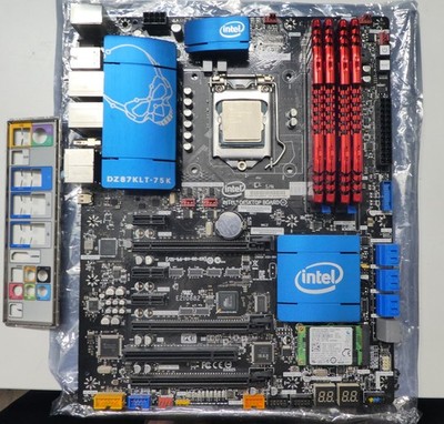Intel DZ87KLT-75K Motherboard + I7-4770K CPU + 4x4GB G-Skill 2133 DDR3 + SSD