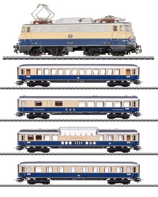 Marklin HO 30391 E10.12 + 40852 Rheingold Train Set Exclusive!