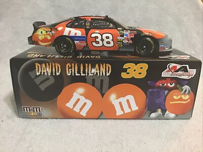 ミニカー 1:24 ACTION 2006 #38 M&M'S HALLOWEEN 2006 Action DAVID