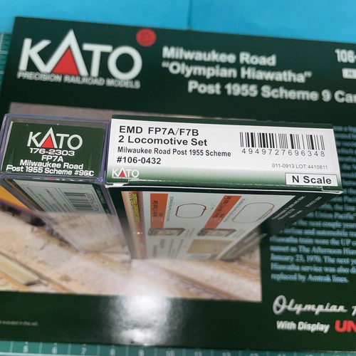 New! N-Scale Kato Milwaukee Rd & ABA Egines $690.00 - Picture 2 of 9