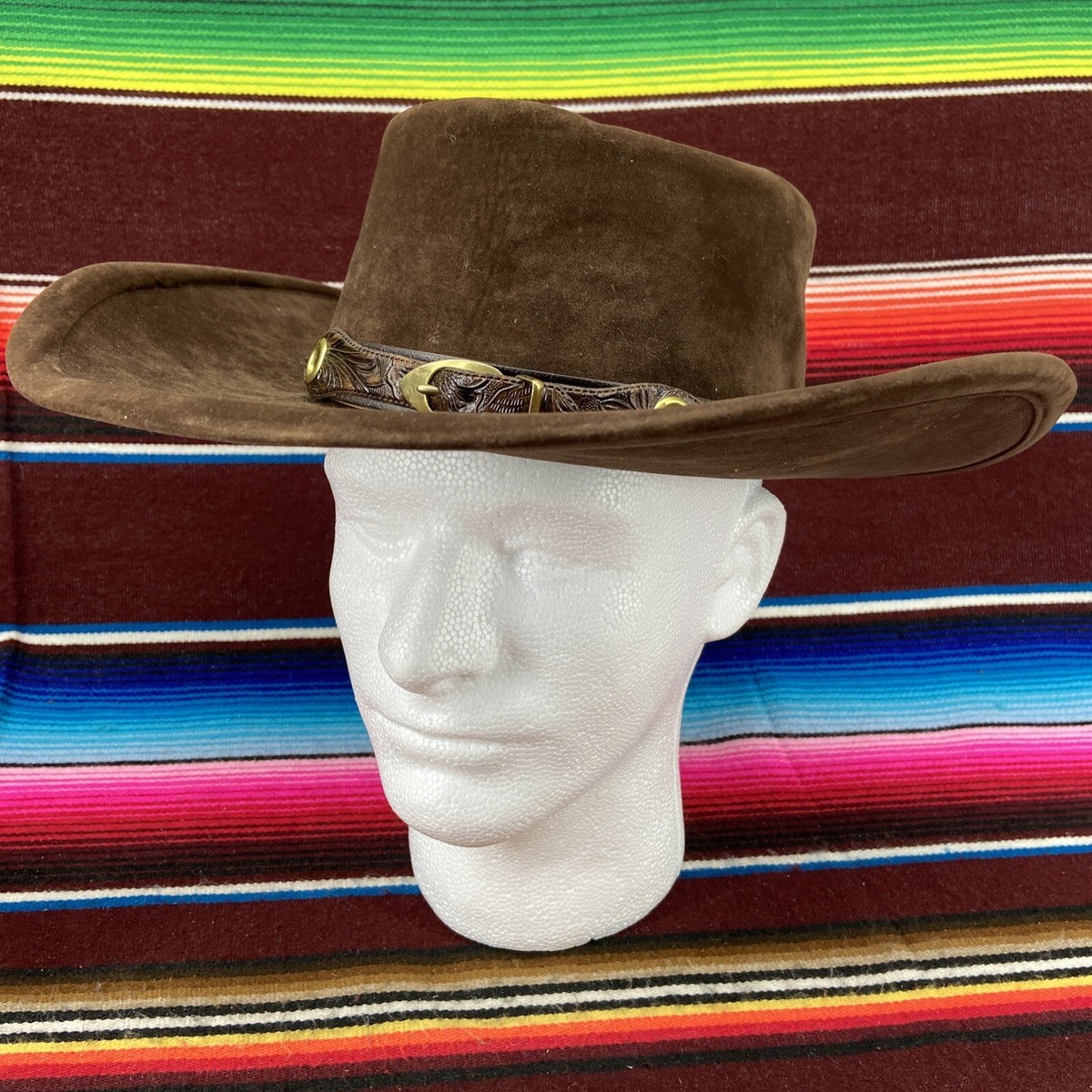 Catégorie : Chapeaux de cow-boy - El Gat amb Botes