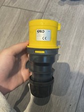 110V 16A Commando Socket IP44 2P and Earth  32 Amp | Industrial / Building Site