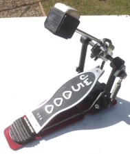 DW 5000 Single Drum Pedal -- Good Condition