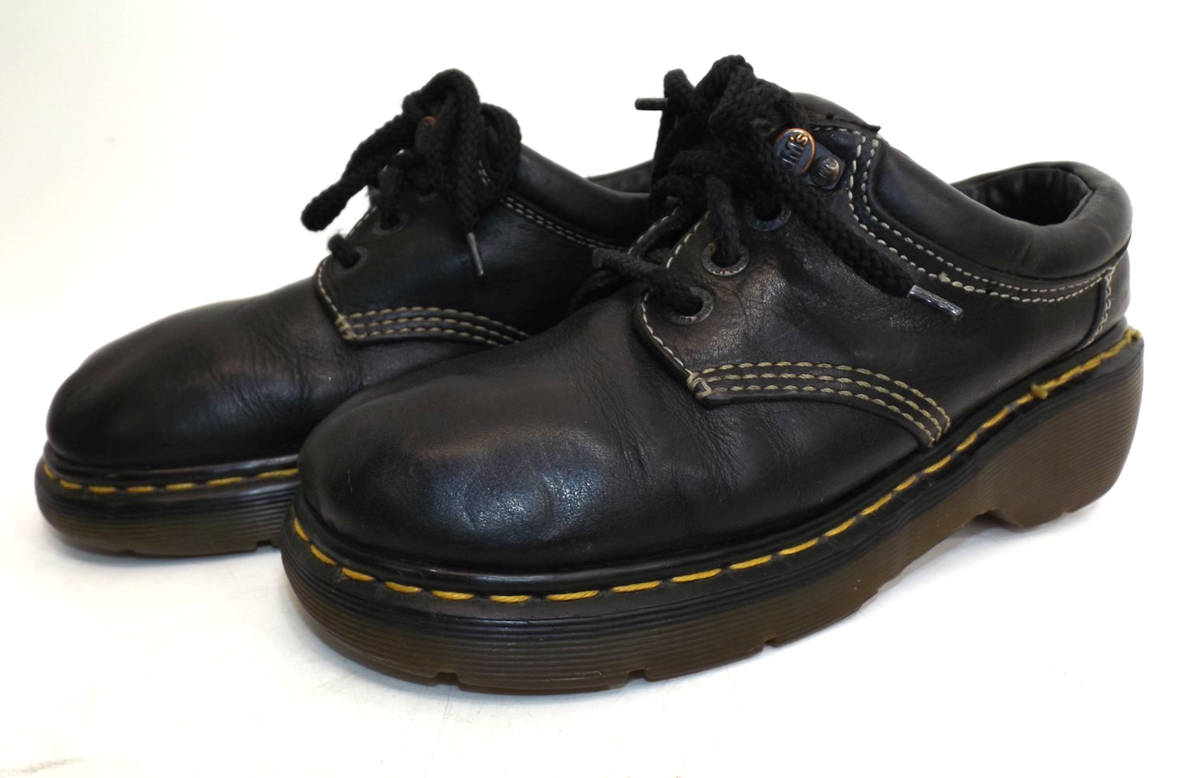 Dr. Martens DOCS - Made in England - Wide toe black Oxford shoes
