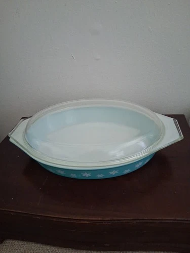 Vintage 50s Pyrex Turquoise Snowflake 1.5 Qt Casserole Au Gratun Dish With Lid