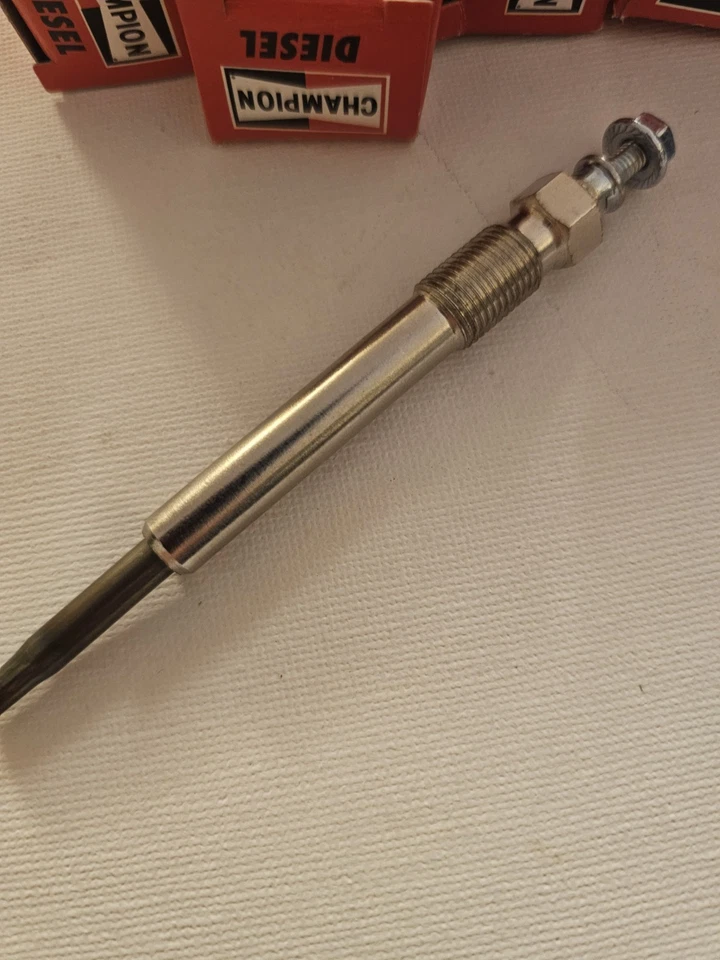 4XNEW GLOG PLUGS CHAMPION MADE IN GERMANY FOR CITROEN PEUGEOT 2.0HDI 2.2HDI - Image 4 of 4