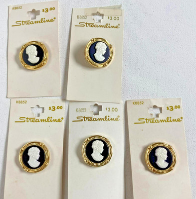 Buttons Vintage Streamline Industries Inc 5 Cameo Black and White 1'' in.