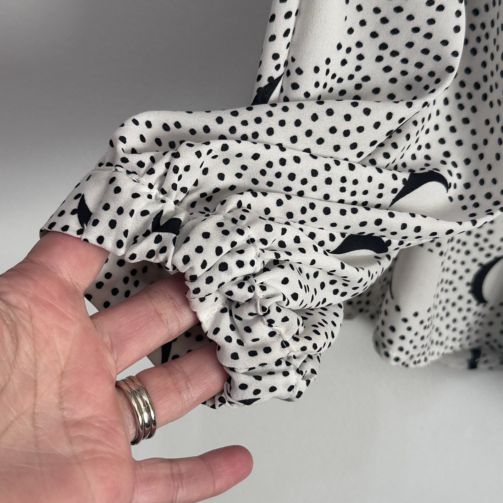 Cabi Eclipse Blouse S #4340 Button Front Long Sle… - image 5