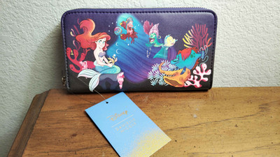 Danielle Nicole Disney Little Mermaid Ariel Under The Sea Wallet NWT