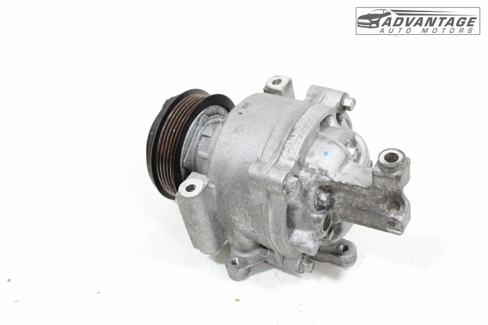 COMPRESOR Y EMBRAGUE AIRE ACONDICIONADO CHEVROLET TRAX 2024-2025 1,2 L AC OEM Foto 3 de 4