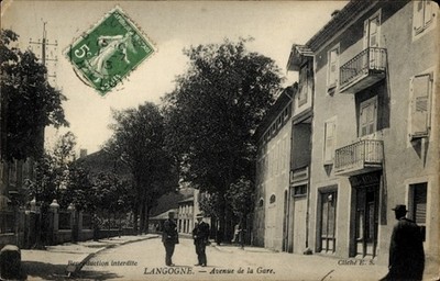 Postcard Langogne Lozère, Avenue de la Gare, two people on the... - 5012107