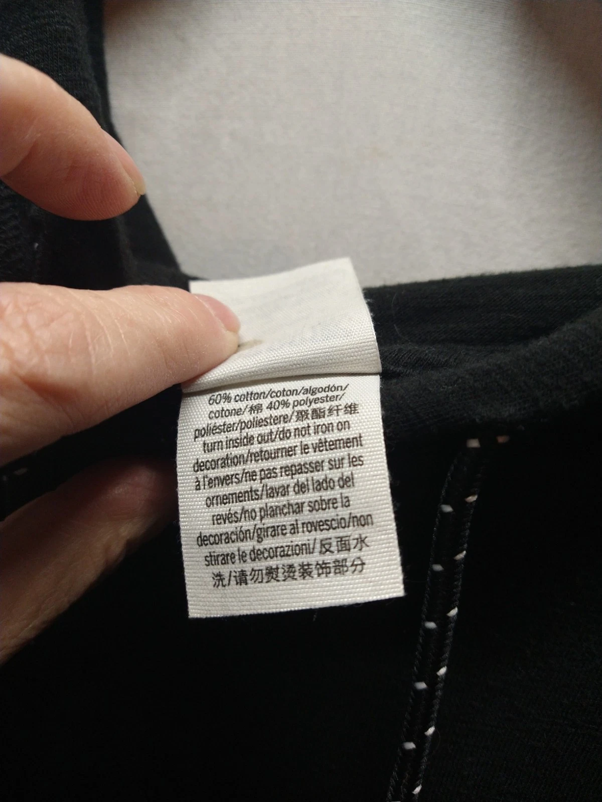 UNDERCOVER Victorias Secret T shirt rosa maniche lunghe felpa con cappuccio donna cane nero medio