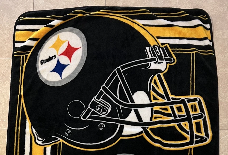Casco manta polar Pittsburgh Steelers logotipo negro dorado 58x50 Foto 3 de 4