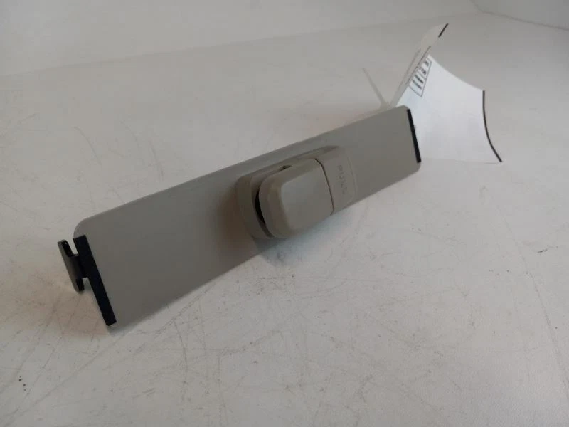 Ford Fusion 2008 ajustador de cinturón de seguridad 4079 Foto 2 de 4