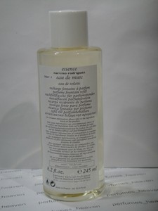 narciso rodriguez essence eau de musc