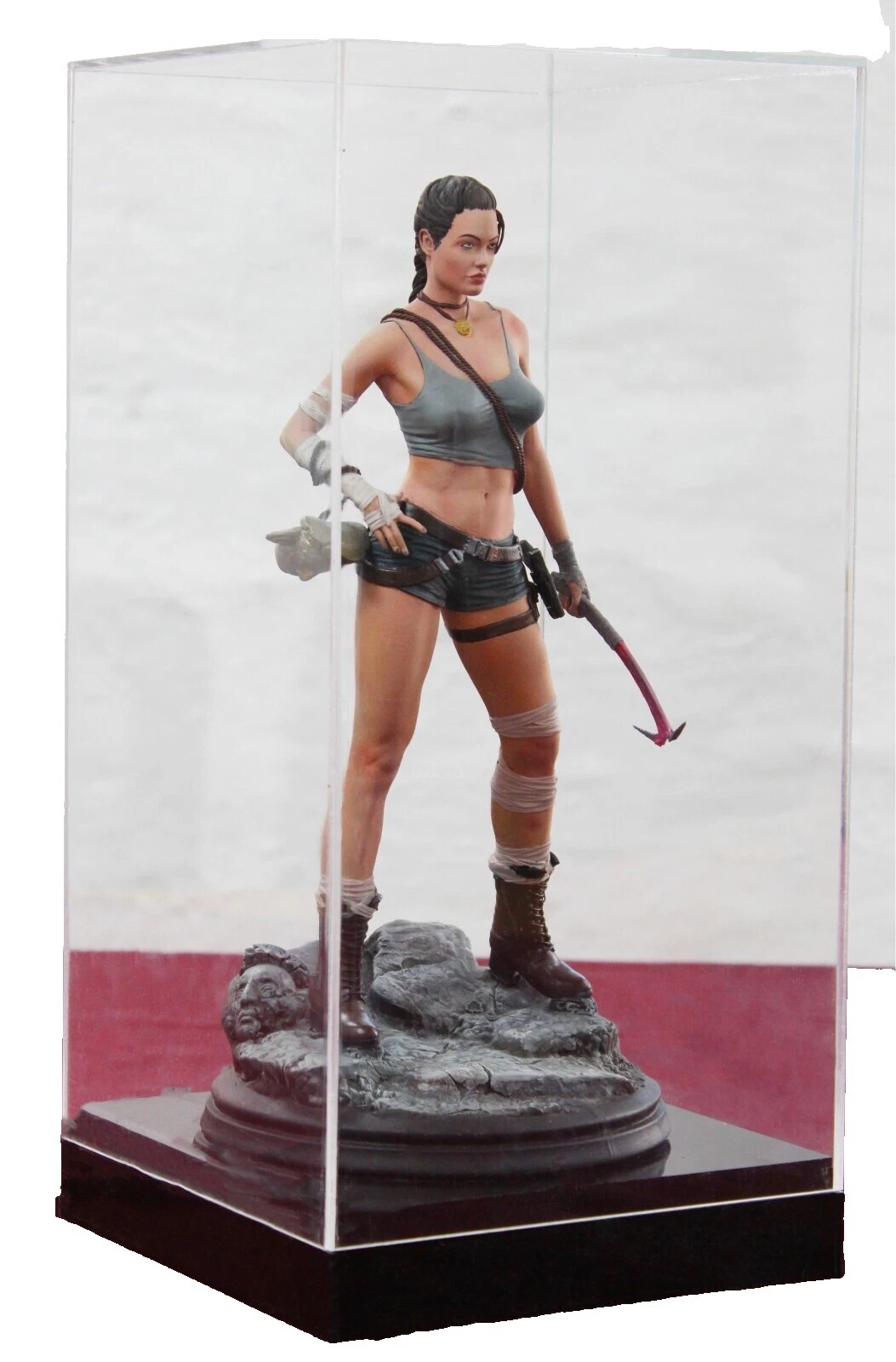Figuras de acción de plástico Lara Croft