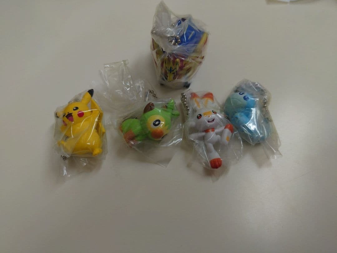 Pokemon Sword Shield Galar Region Swing Mascot Set Pikachu Grookey Scorbunny