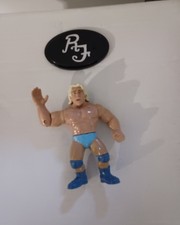 wwf hasbro  wwe mattel retros  series 4 ric flair  wrestling figure