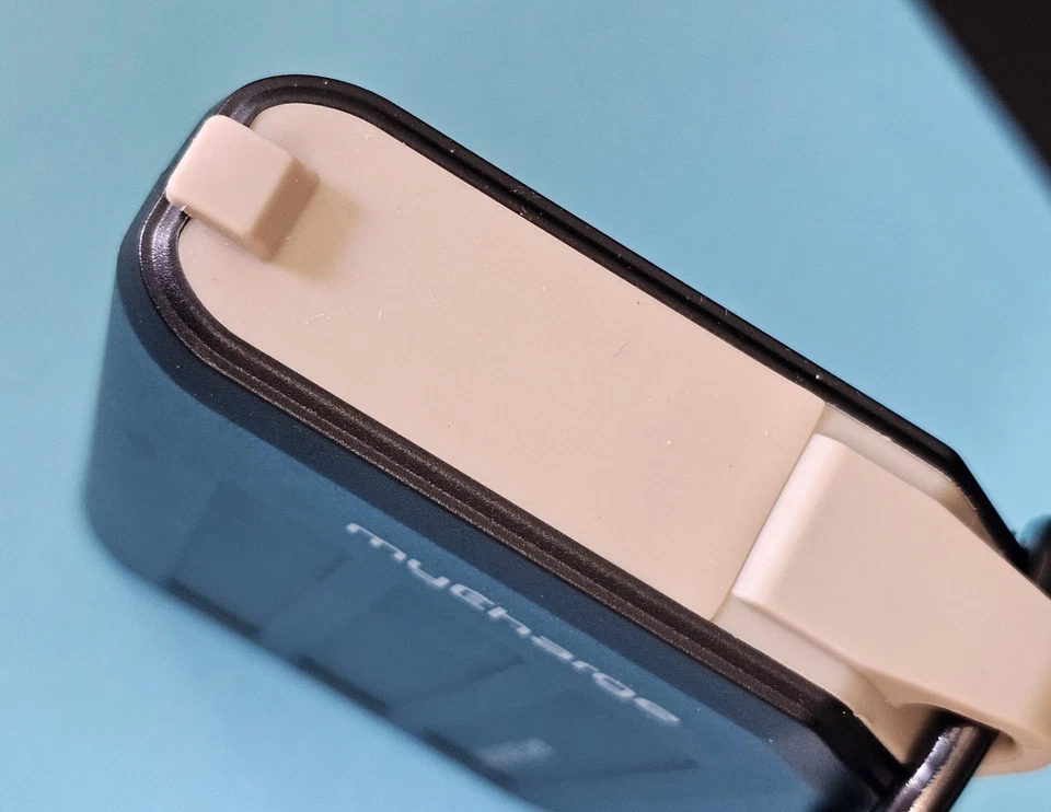 myCharge - Adventure H2O Turbo 10,050 mAh Portable Charger Waterproof boat - Image 3 of 4