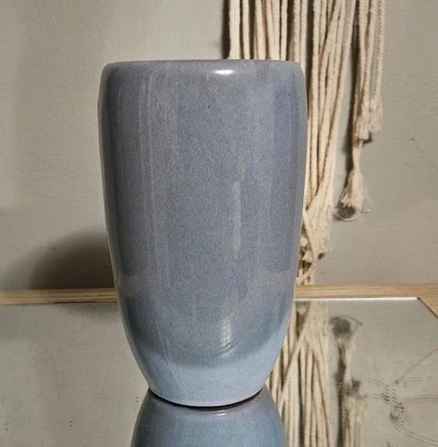 Vintage Royal Haeger Pottery vaseMade in the USA Great condition