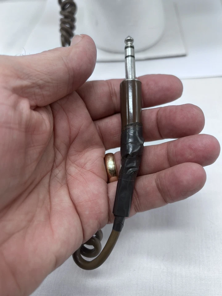 Винтажный ARISTA номер 311 стерео моно наушники Японии большой разъем непроверенный армия зеленый - Изображение 4 из 4