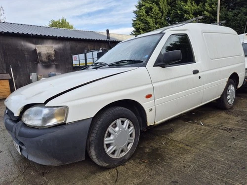 Ford Escort 1800 Diesel  Van - Picture 1 of 7