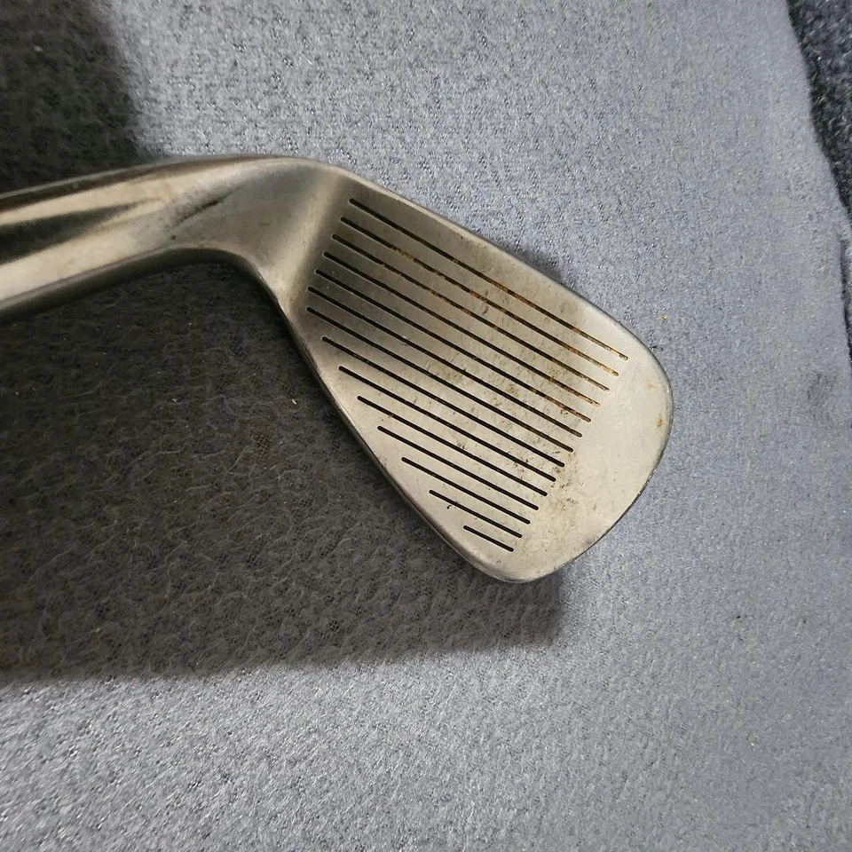 TAYLORMADE 320K JUNIOR 7/8 IRON - Image 4 of 4