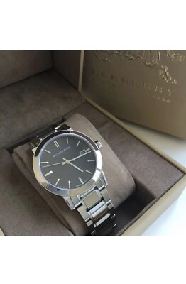 BURBERRY BU9001ブラック burberry-black-dial-stainless-