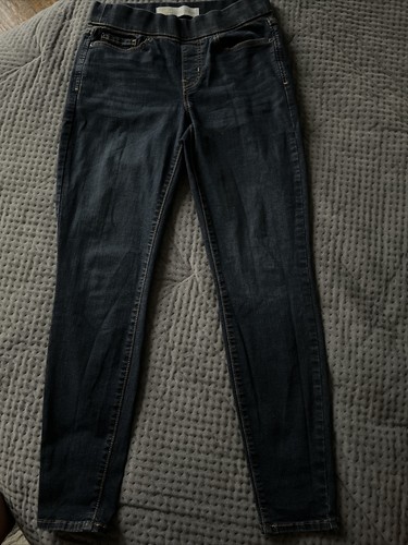 Levi signature gold totally shaping pull on skinny 4 M 27x30 denim blue jeans
