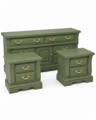 Burlington House Green Dresser & Nightstands 3 Piece Traditional Bedroom Set