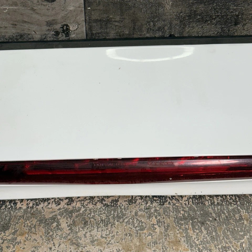 2002-2009 Chevrolet Trailblazer Rear Spoiler 3rd Third Brake Light White - Image 4 of 4