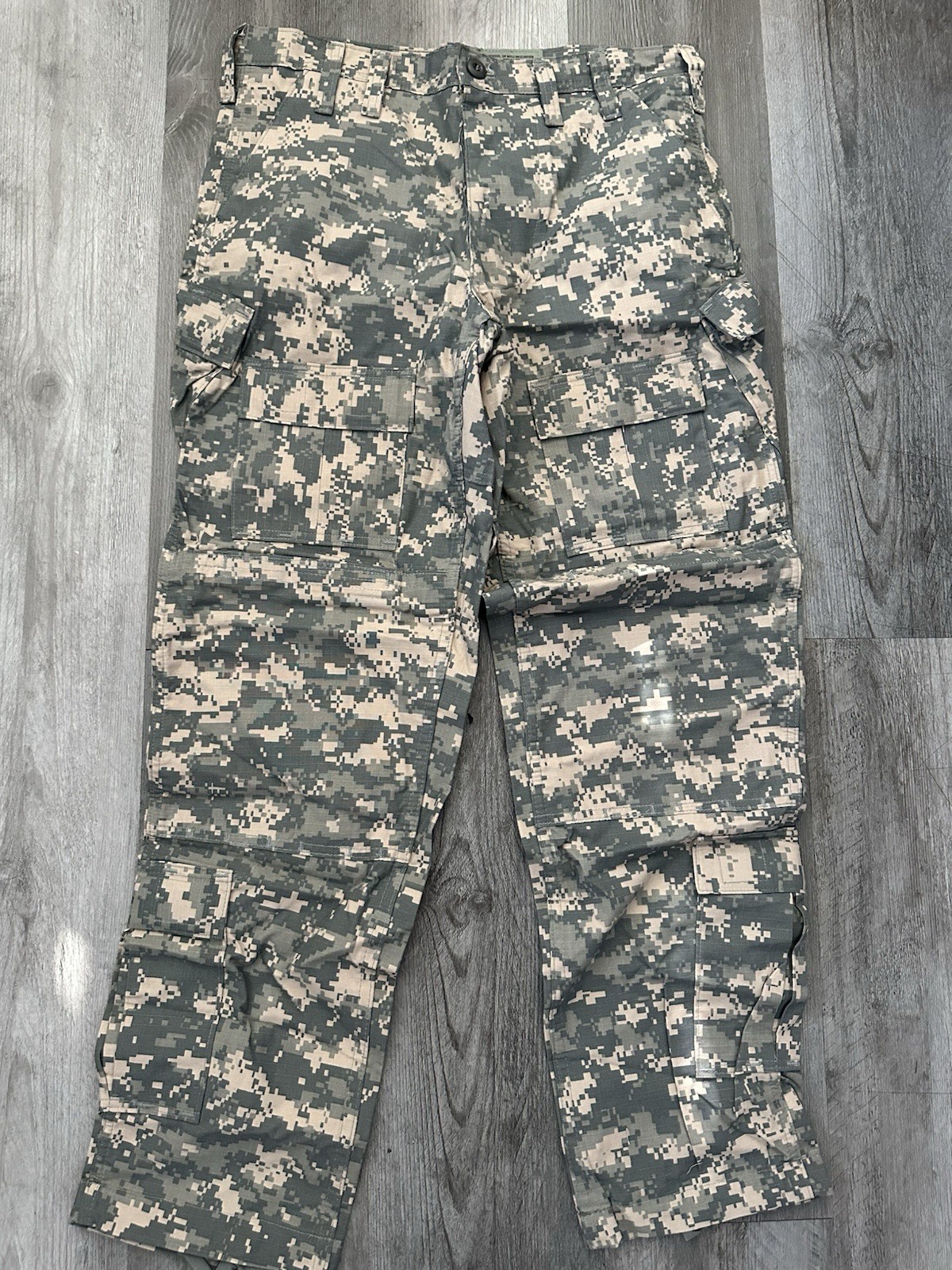 New Paraclete SOF Desert Digital AOR1 BDU Pants Small CAG  Not  Crye Percision 