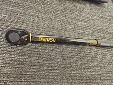 LEXIVON LX-183 Torque Wrench 1/2-Inch Drive Click 10~150 Ft-Lb/13.6~203.5 Nm